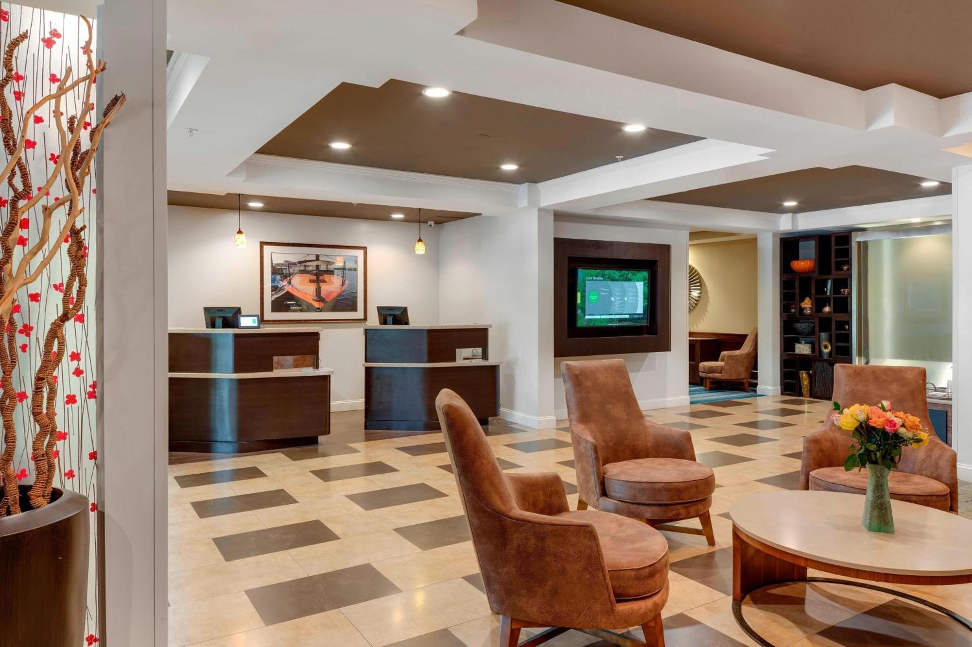 Courtyard By Marriott Portsmouth Exterior foto