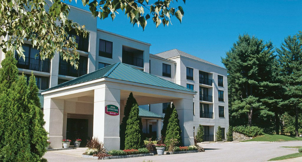 Courtyard By Marriott Portsmouth Exterior foto